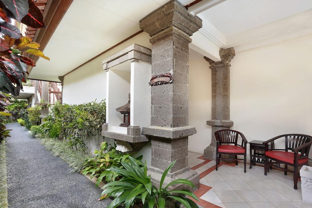 The Batu Belig Hotel & Spa スミニャック エクステリア 写真