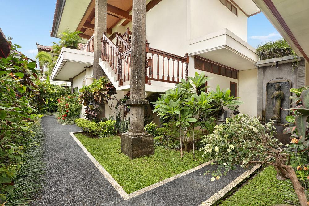 The Batu Belig Hotel & Spa スミニャック エクステリア 写真